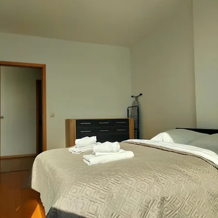 Sag Panorana 2 Castle View Free Parking Free Wi-fi Apartment Pressburg